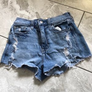 HOLLISTER High Rise Distressed Jean Shorts | 00/23